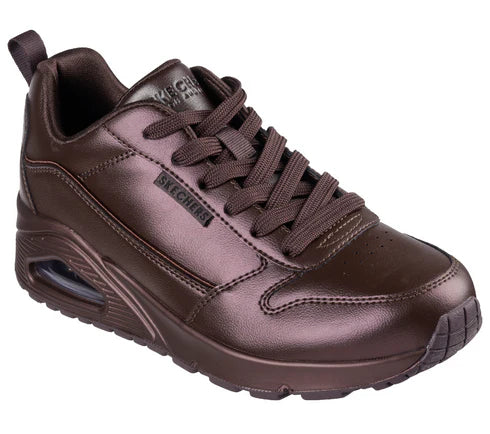 10 Motive pentru a alege pantofii sport în viața de zi cu zi