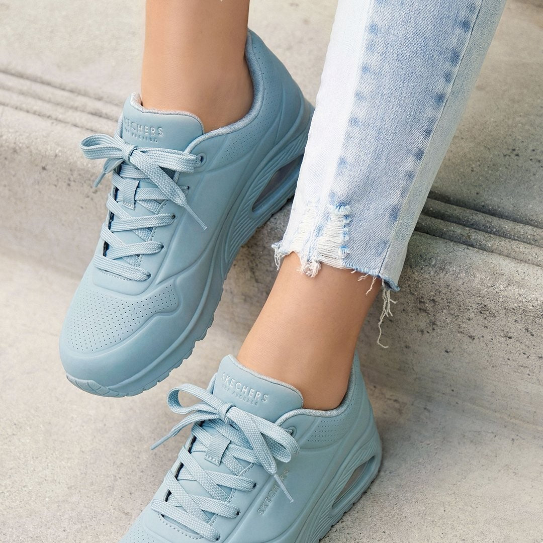 Memory Foam, Air Cooled, Arch Support — ce înseamnă cu adevărat?