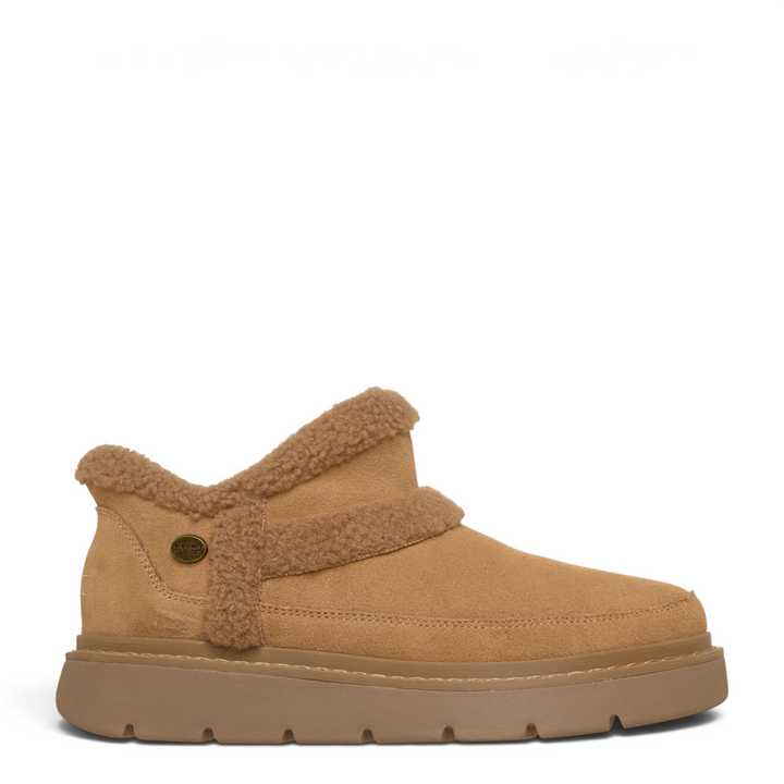 ada-shoes.ro Skechers BOBS Keepsakes Lite chestnut suede slip-in winter boot with faux shearling lining and thick sole