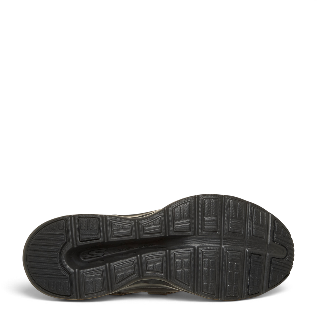 Black rubber outsole of Skechers Glide Step women&