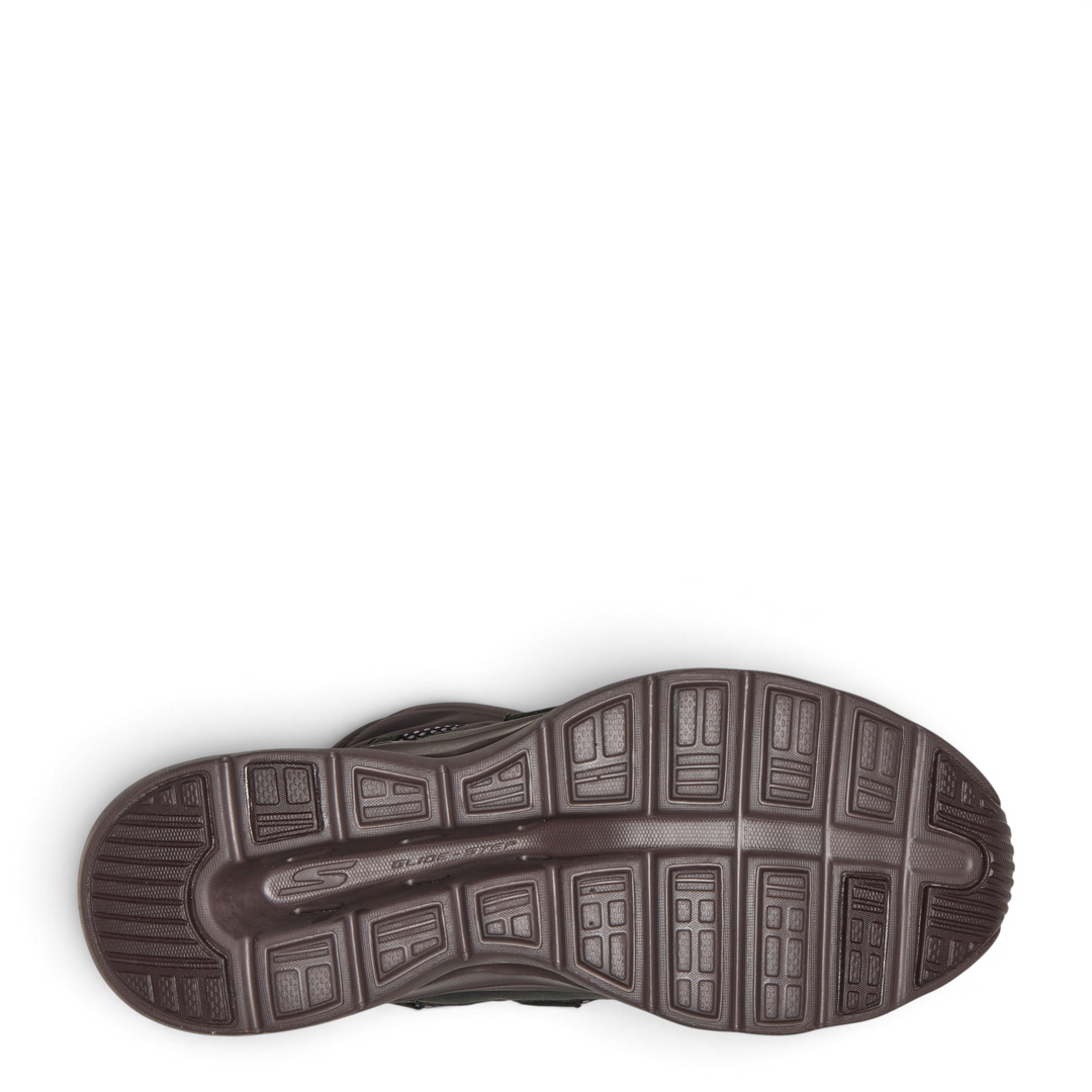 ada-shoes.ro Skechers Glide Step brown winter boot outsole with geometric Glide-Step cushioning pattern
