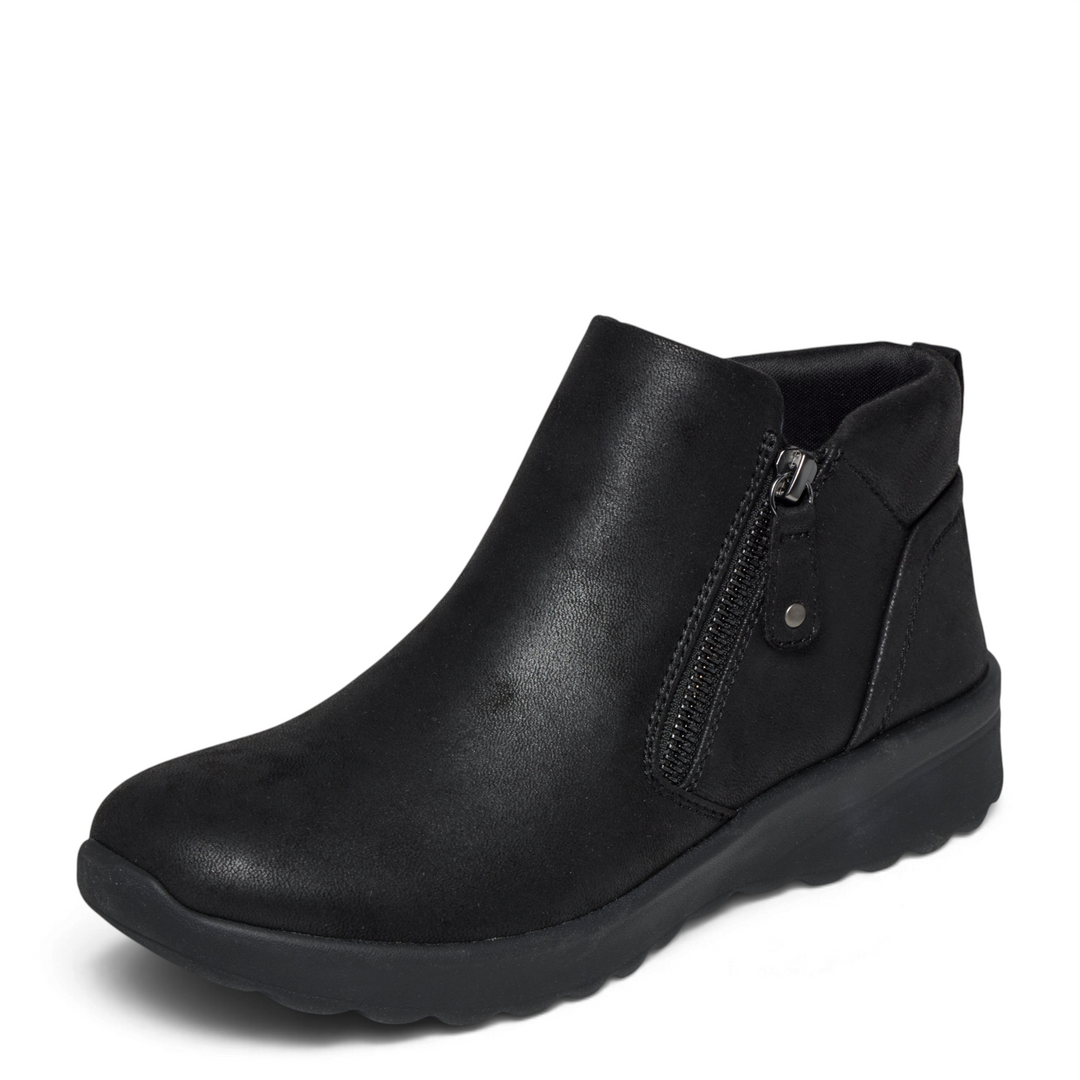 ada-shoes.ro Skechers On-the-GO Joy black ankle boots with side zipper and cushioned ULTRA GO sole for women