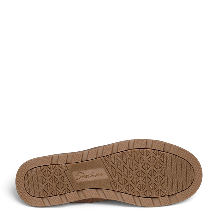 ada-shoes.ro Skechers Easy Going winter boot brown rubber outsole with textured grip pattern and brand logo