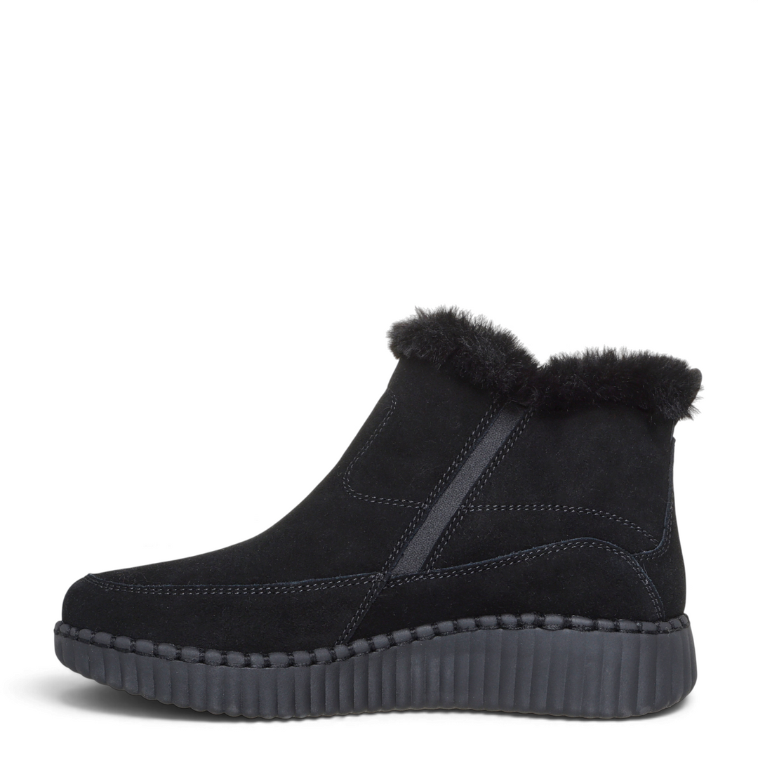ada-shoes.ro Skechers Keeping Sweet black suede winter boots with faux fur collar and side zipper