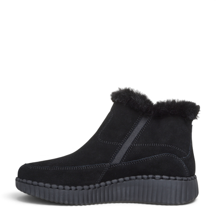 ada-shoes.ro Skechers Keeping Sweet black suede winter boots with faux fur collar and side zipper