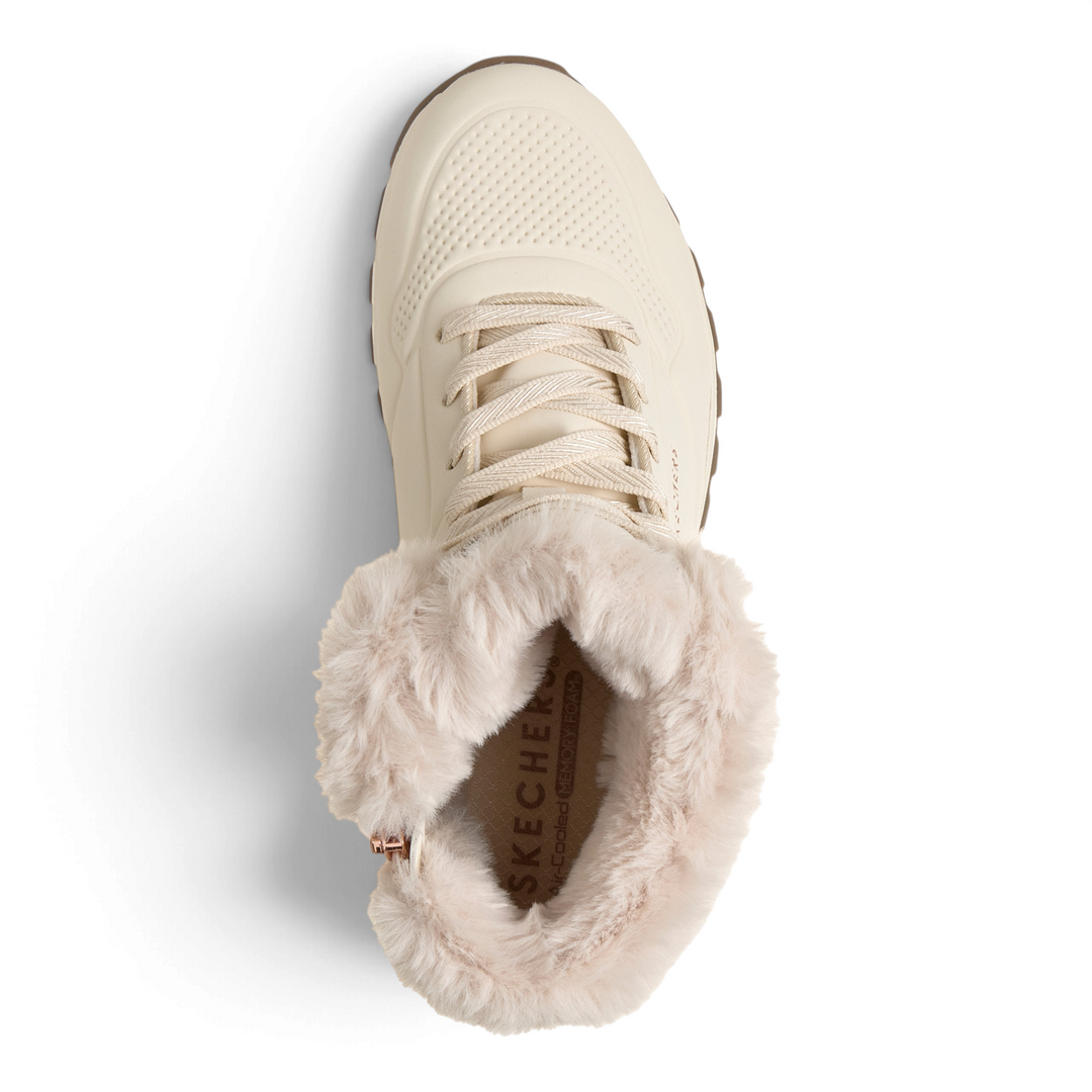 ada-shoes.ro Skechers Uno Rugged Arctic Avenue off-white mid-top sneaker with faux fur lining and lace-up closure