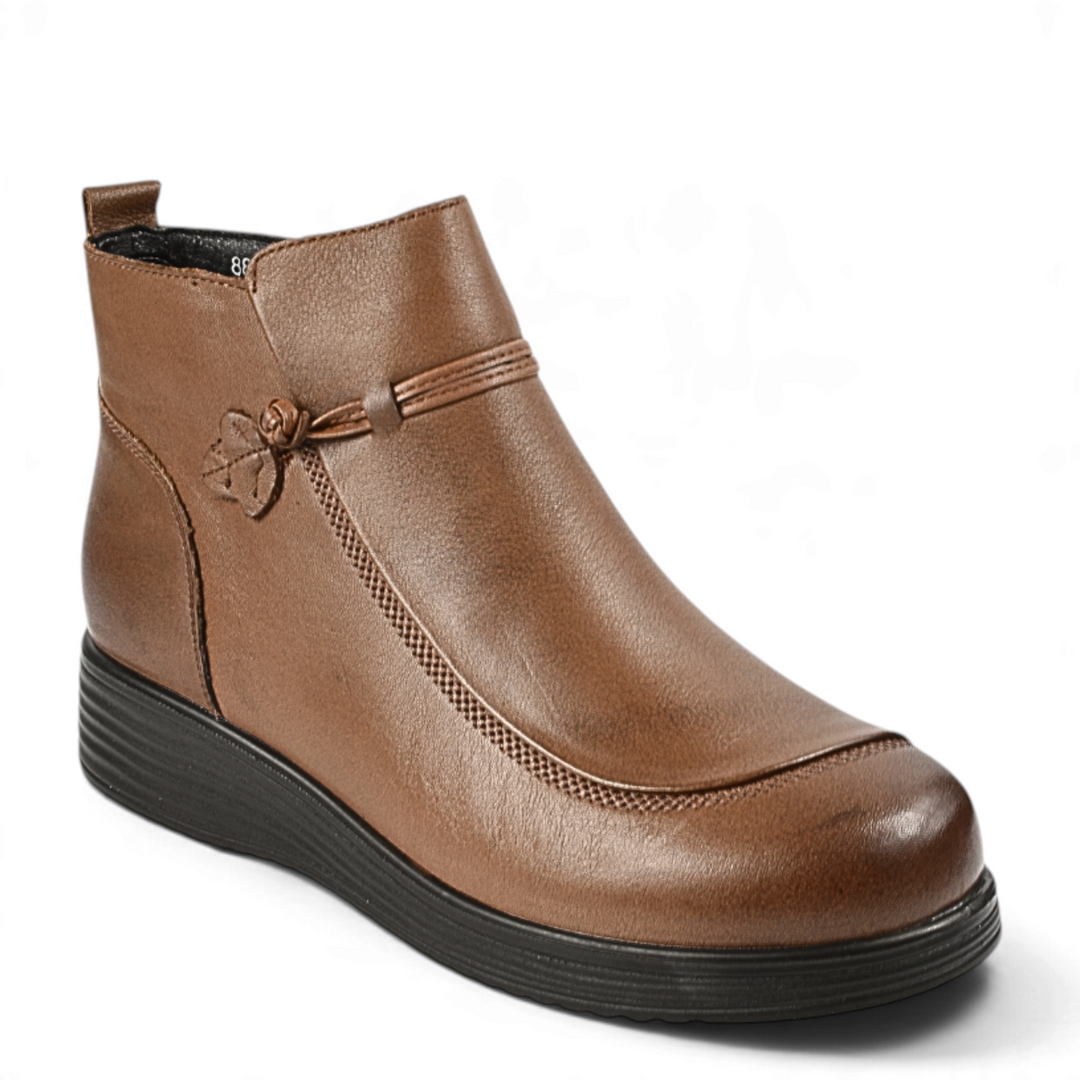 ada-shoes.ro Formazione brown leather casual ankle boots with side zipper and 3.5 cm black sole
