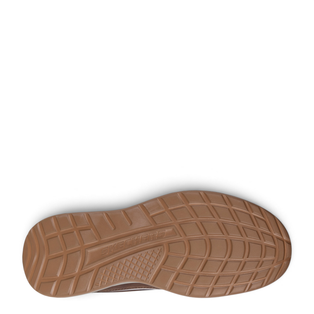 ada-shoes.ro Skechers Sterling Rogan brown casual boot outsole with flexible traction pattern