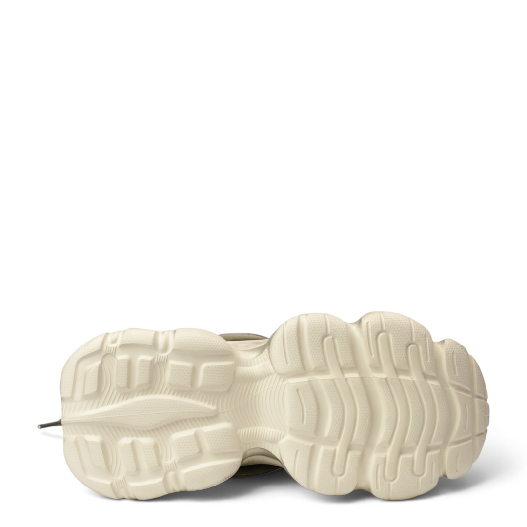ada-shoes.ro Gryxx white leather sneakers showing the durable and flexible chunky rubber outsole from below