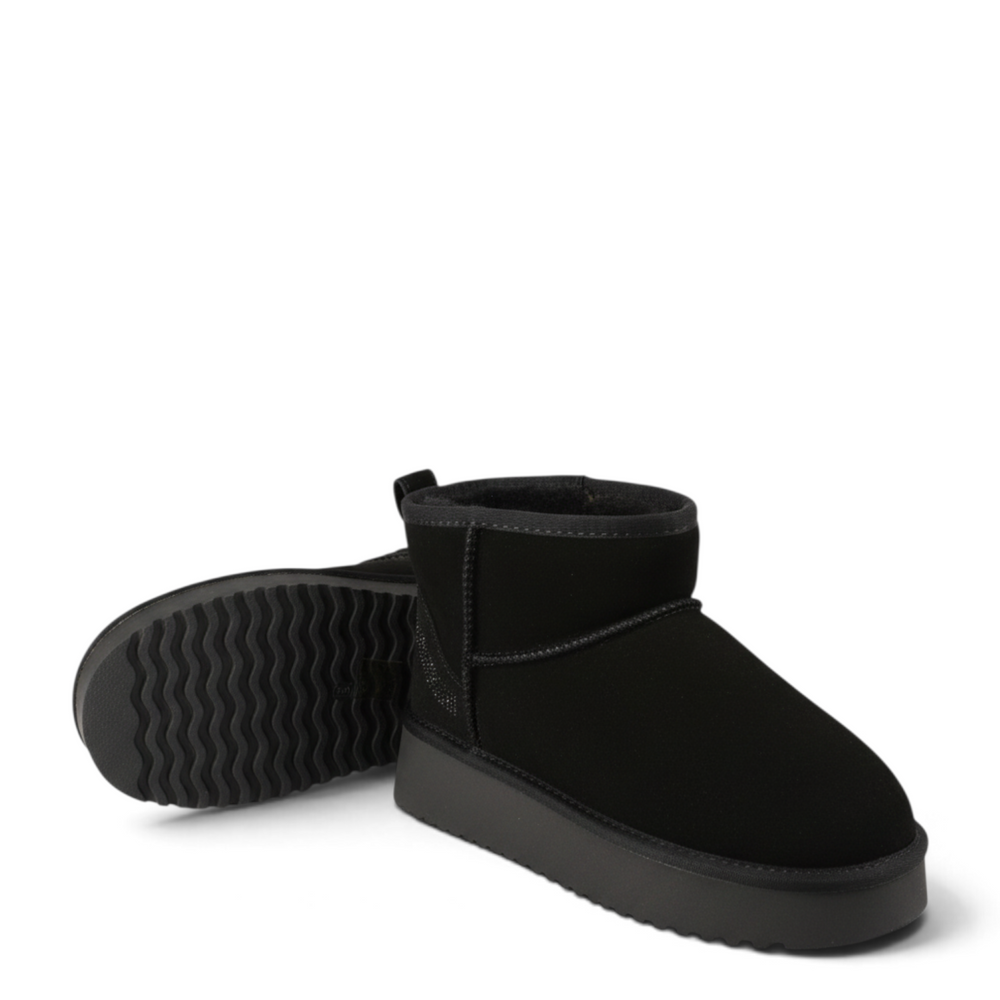 ada-shoes.ro Pass Collection black suede sport boots with a thick sole and sock-like slip-on design