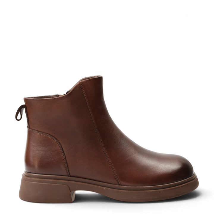 ada-shoes.ro brown leather ankle boots with a chunky sole and side zipper closure