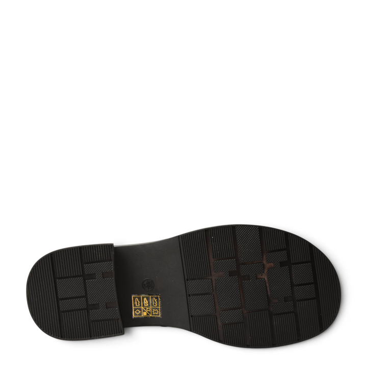 Black rubber sole of an ada-shoes.ro Ghete M5299-N boot featuring a textured anti-slip tread pattern