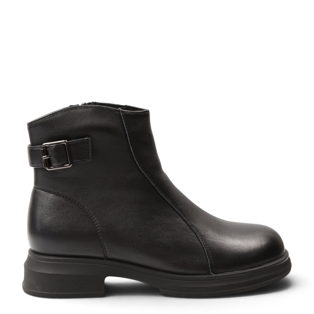 ada-shoes.ro black leather ankle boots featuring a side buckle strap and a thick rubber sole