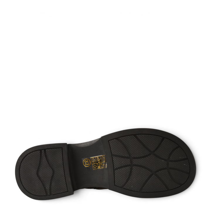 Black rubber sole of Ghete 53260-2-N boots from ada-shoes.ro showing textured tread pattern and size 37 label