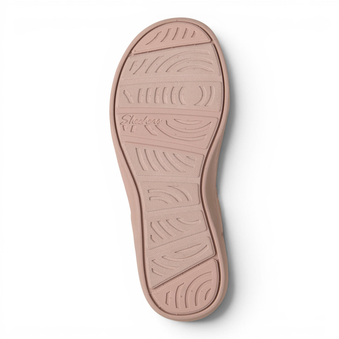 Skechers Arya Favorite Find