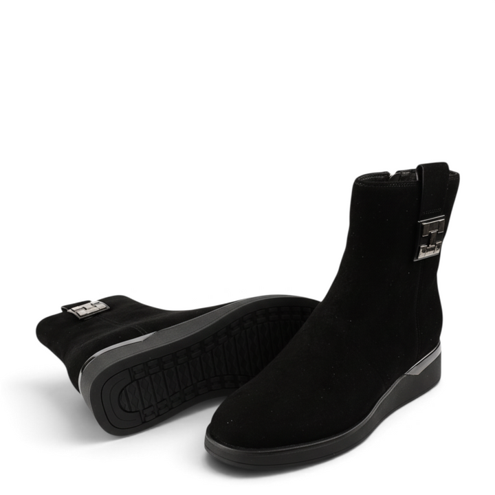 ada-shoes.ro Feeling black suede ankle boots with side zipper and metallic buckle detail on a low 3cm heel