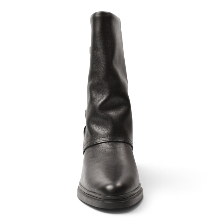 ada-shoes.ro Anna Viotti black suede western-style boots with a pointed toe and stable mid-heel
