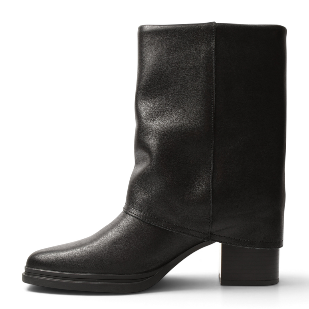 ada-shoes.ro Anna Viotti black leather mid-calf boots with a stable block heel and elegant western-inspired design