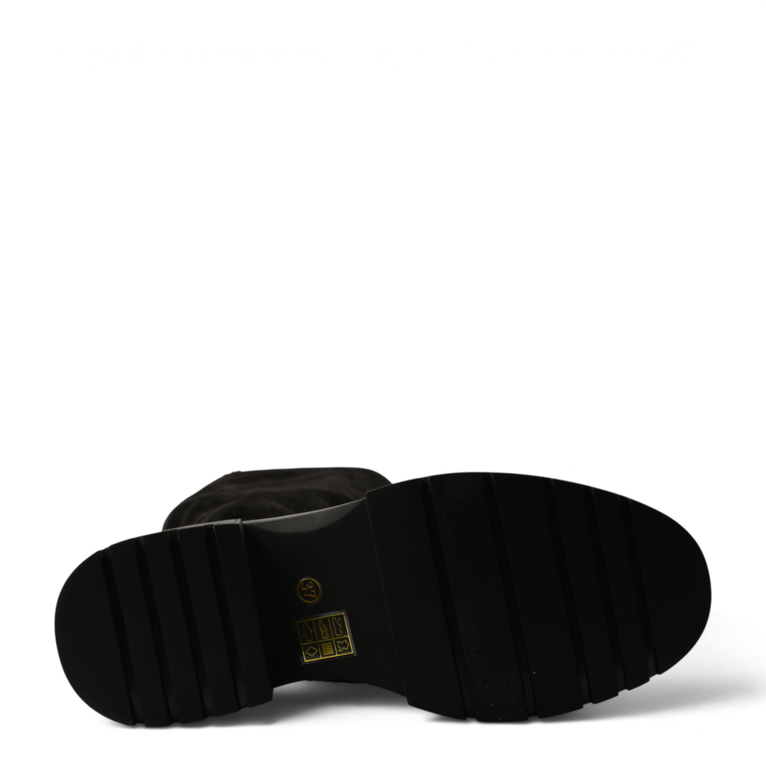 ada-shoes.ro black suede boot with a robust ridged track sole for winter traction and stability