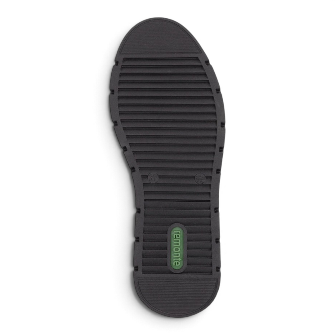 Black Remonte D3981-00 boot sole with a textured, slip-resistant tread pattern and green branding at ada-shoes.ro