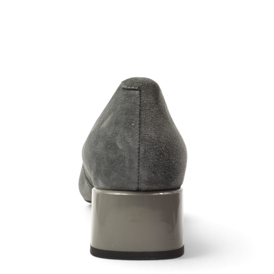 ada-shoes.ro Epica elegant grey suede pumps with a block heel viewed from the back