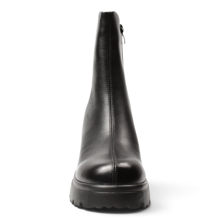 ada-shoes.ro black leather casual ankle boots with a 4.5 cm block heel and side zipper closure