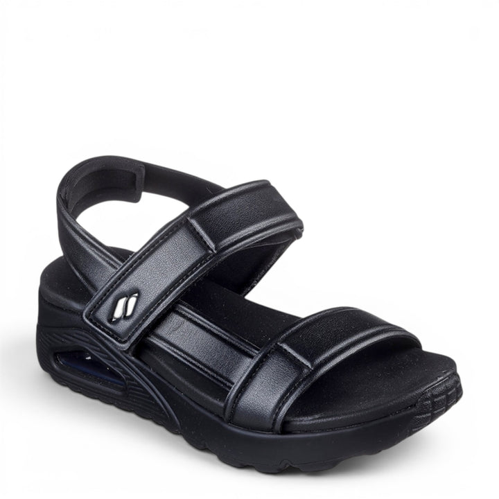 Skechers Street