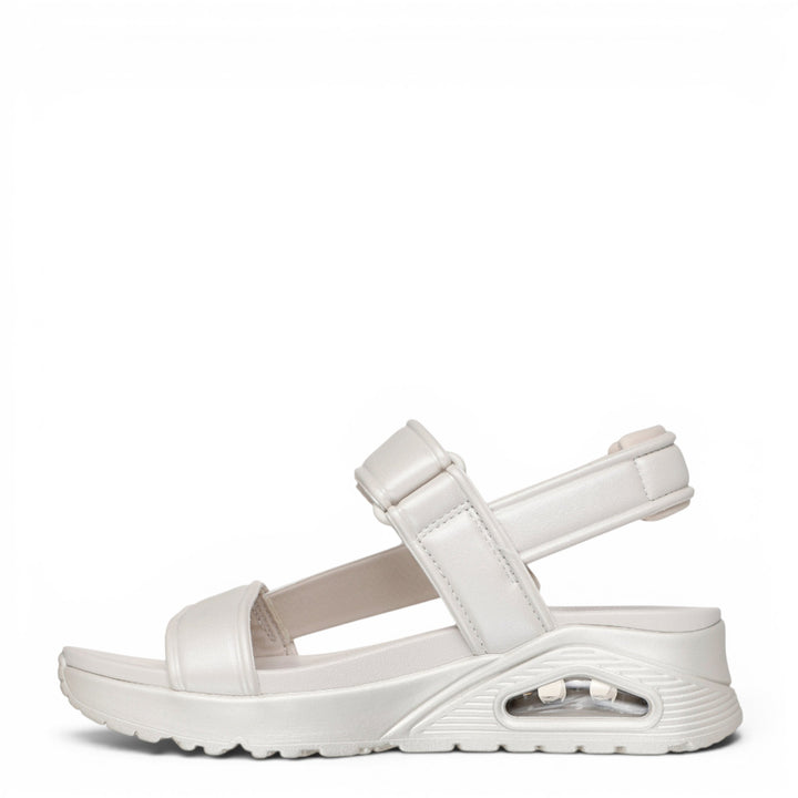 Skechers Street