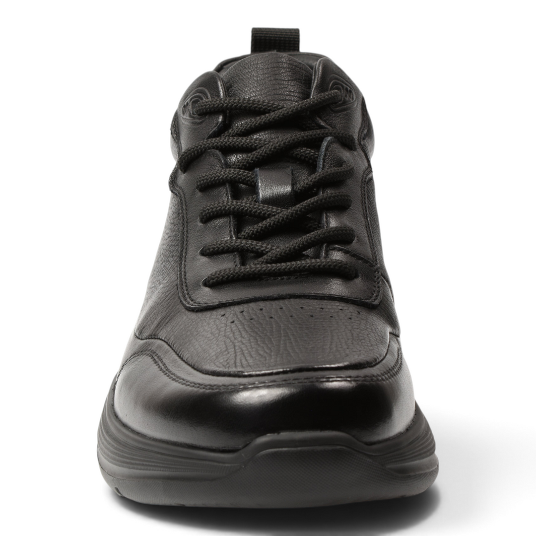 ada-shoes.ro black leather sneakers with lace-up closure and flexible sole for a modern urban masculine look