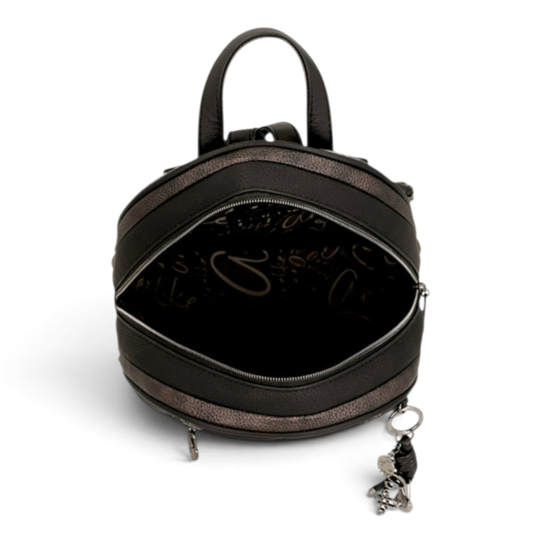 ada-shoes.ro Anekke casual backpack in black and brown with a zip-top opening and decorative metal charm