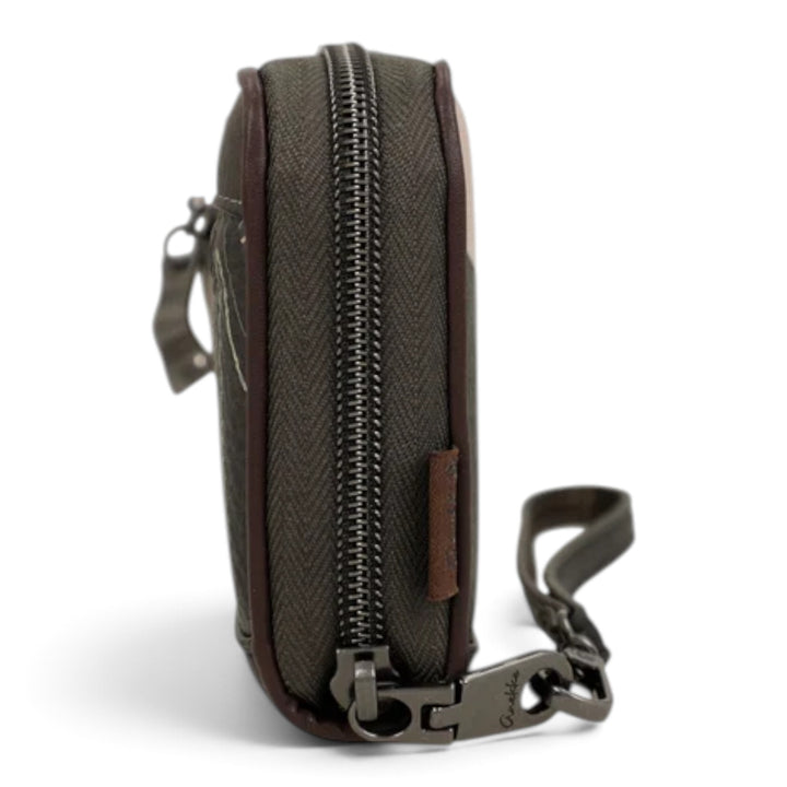 ada-shoes.ro Anekke wallet in olive green with a side view showing the sturdy zipper, wrist strap, and PU material.