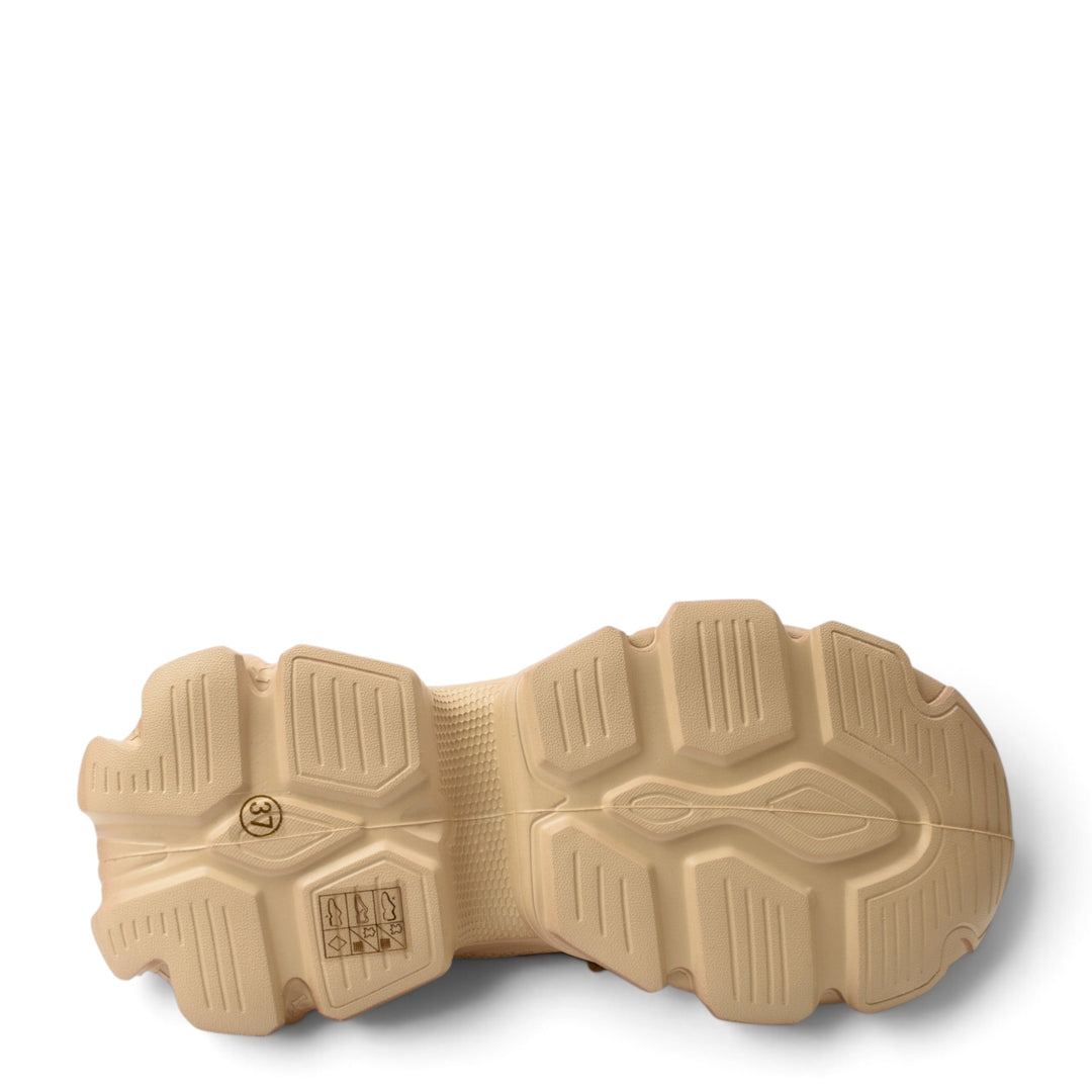 Beige chunky rubber sole of a Franco Gerardo Ghete Y5759-1G-G shoe from ada-shoes.ro with a textured grip pattern