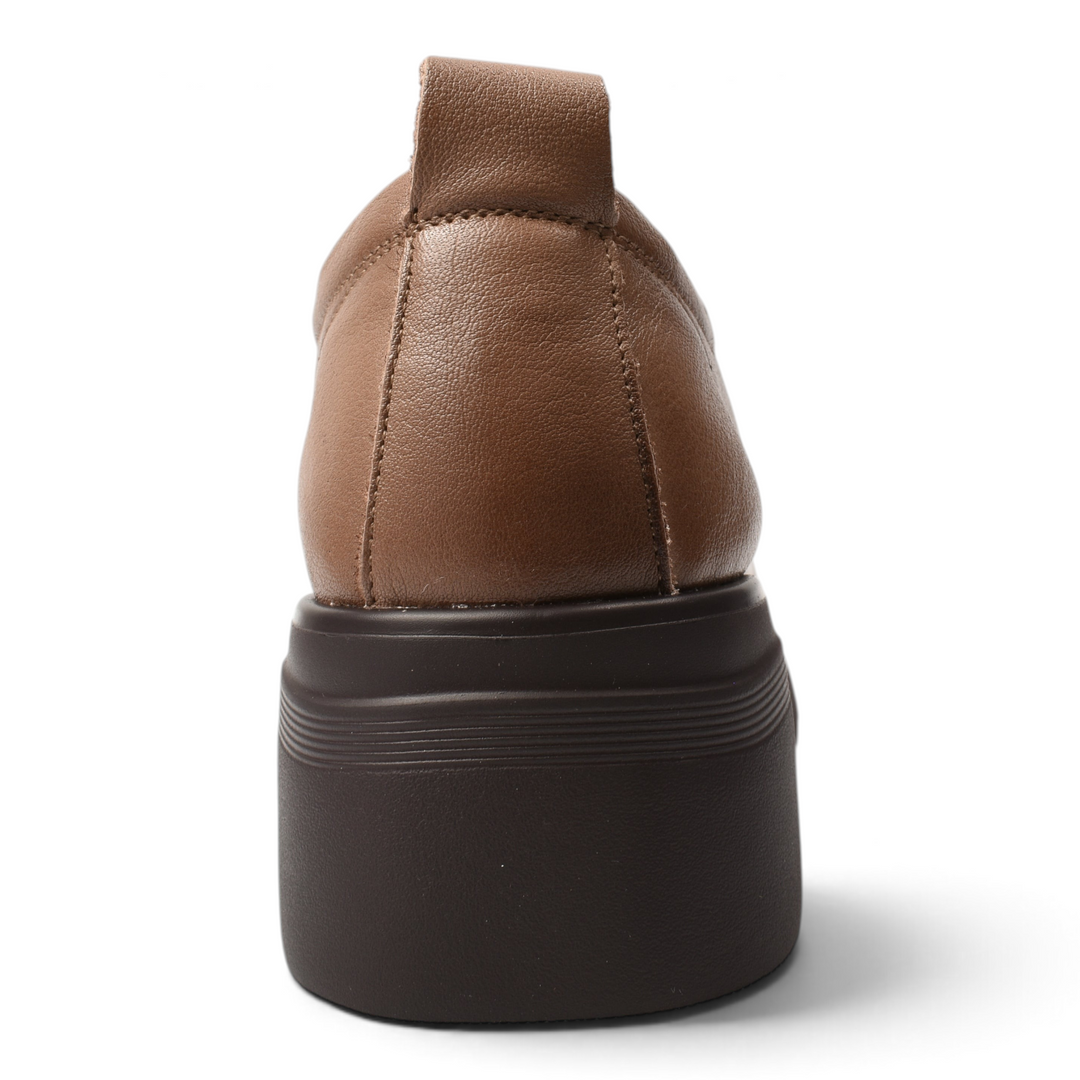 ada-shoes.ro beige leather casual shoes with a thick platform sole, viewed from the back.