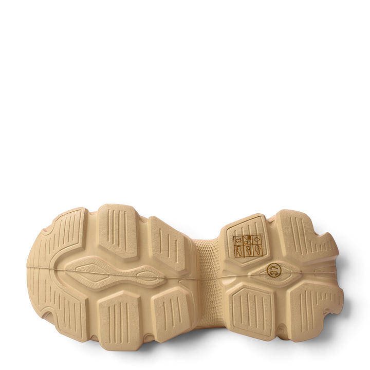 ada-shoes.ro Franco Gerardo sneakers featuring a beige chunky rubber outsole with a textured grip pattern