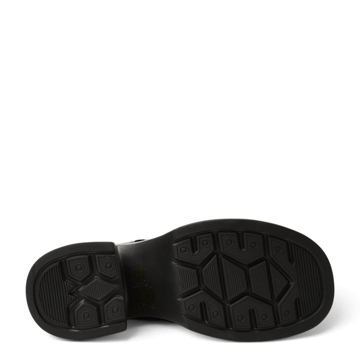 Black rubber sole of ada-shoes.ro casual suede boots with a 7 cm heel and textured tread pattern