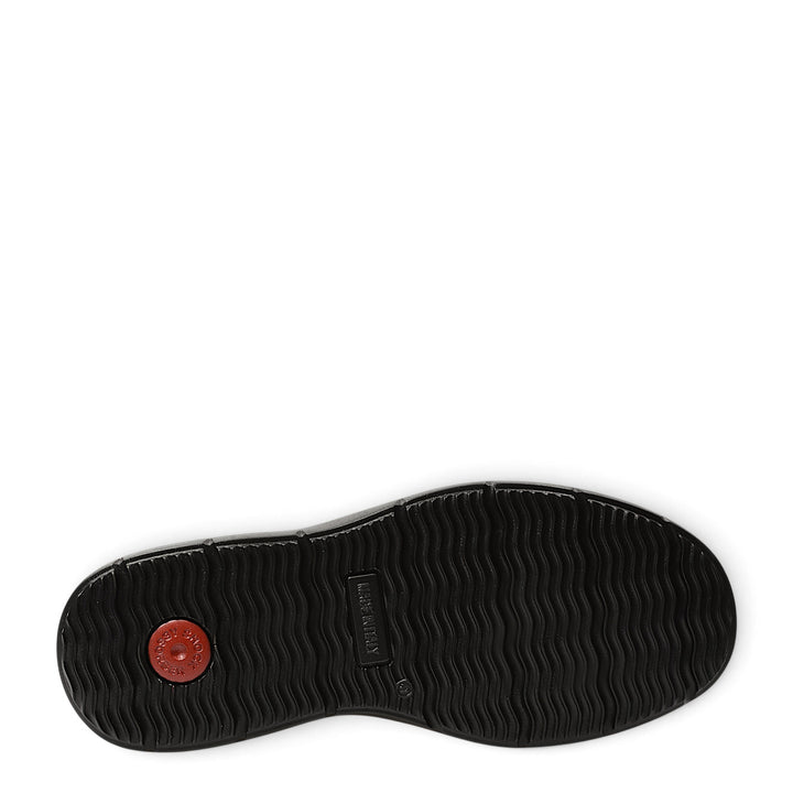 ada-shoes.ro black casual shoe sole with shock-absorbing red insert and wavy tread pattern for grip