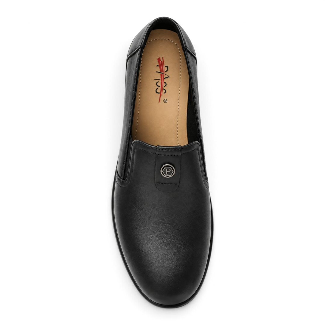 ada-shoes.ro Pass Collection black casual slip-on shoes with a metallic P logo emblem on the front