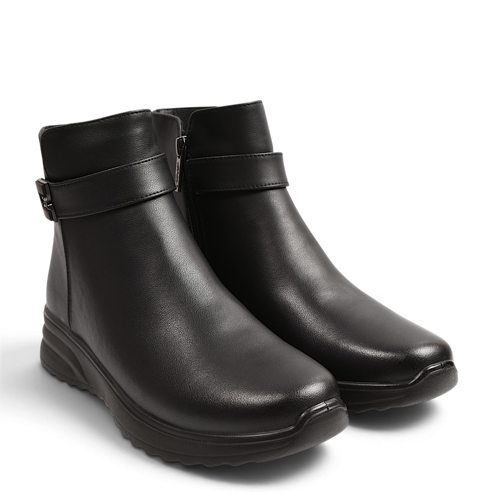 ada-shoes.ro Pass Collection black smooth leather ankle boots with side buckle detail and ergonomic sole