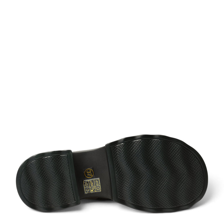 ada-shoes.ro Formazione black leather boot sole with textured grip pattern and 4.5 cm heel