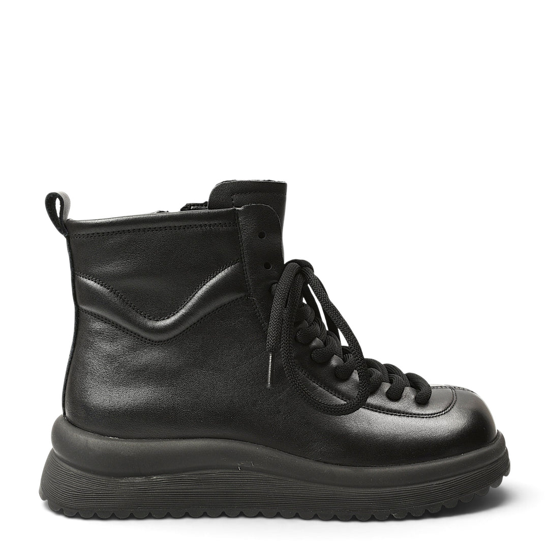 ada-shoes.ro Formazione black leather casual ankle boots with lace-up closure, side zipper, and thick flexible sole.