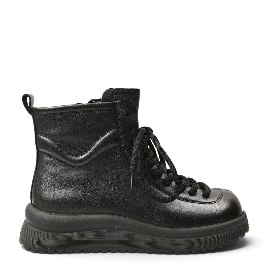 ada-shoes.ro Formazione black leather casual ankle boots with lace-up closure, side zipper, and thick flexible sole.