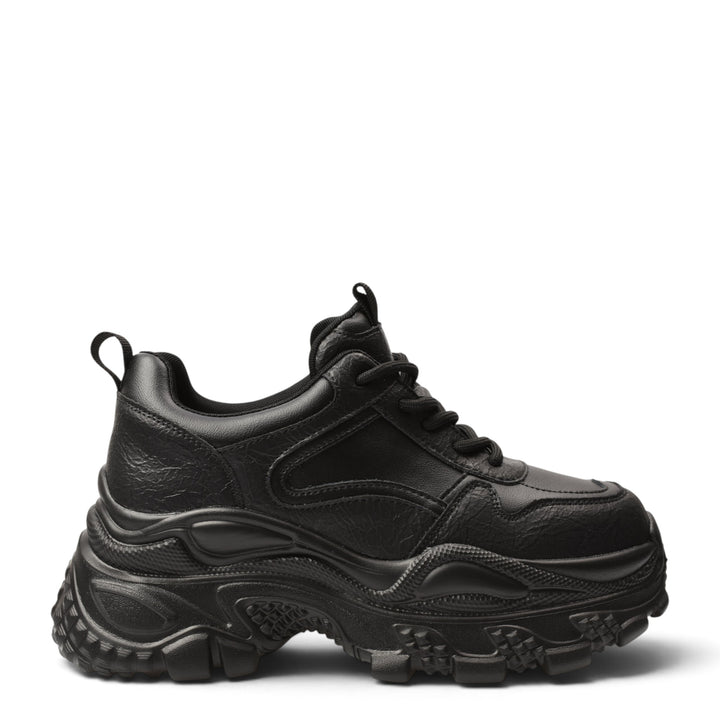 ada-shoes.ro black leather sneakers with a chunky 4cm platform sole, lace-up closure, and modern casual design.