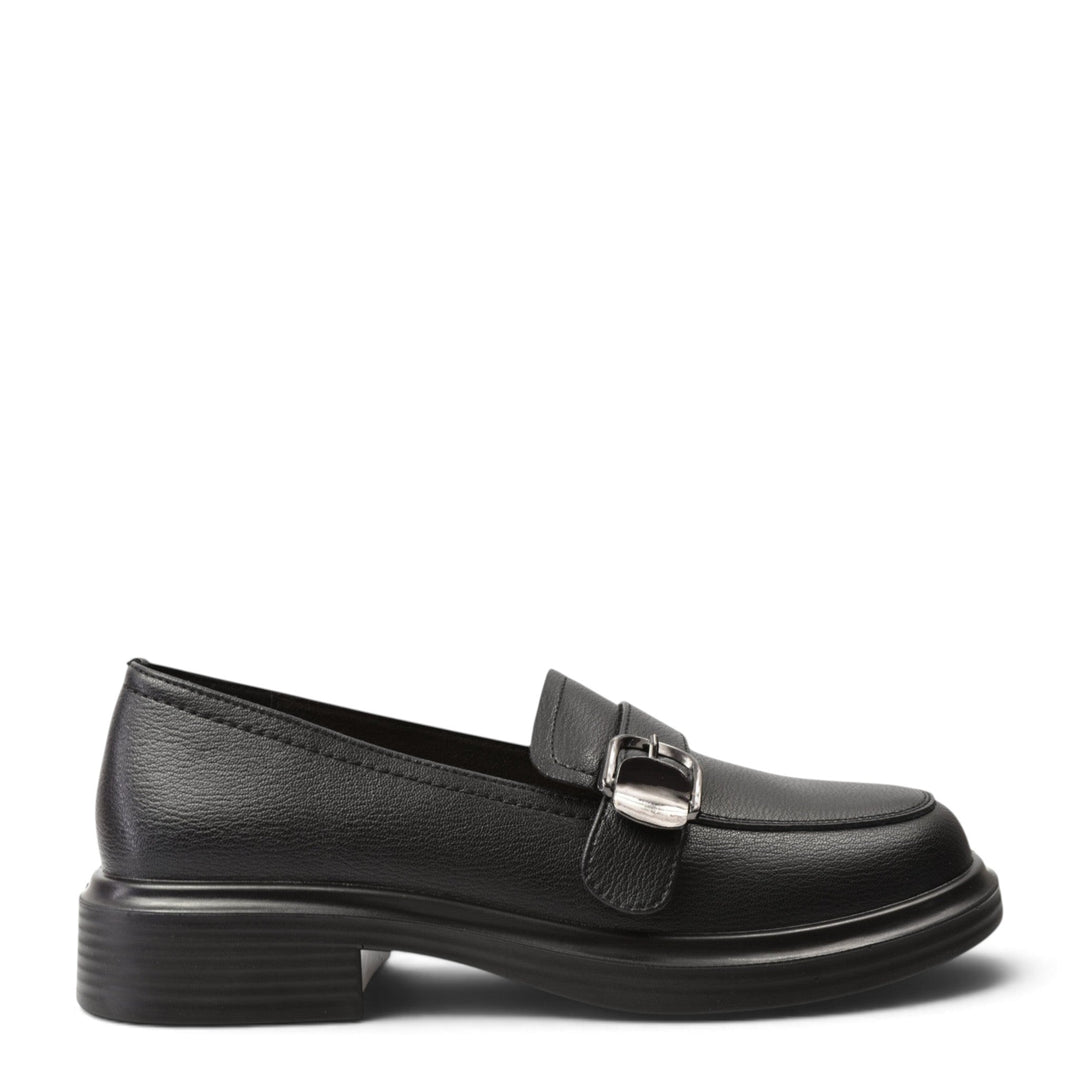 ada-shoes.ro Anna Viotti black leather casual loafers with a silver buckle detail and a thick rubber sole
