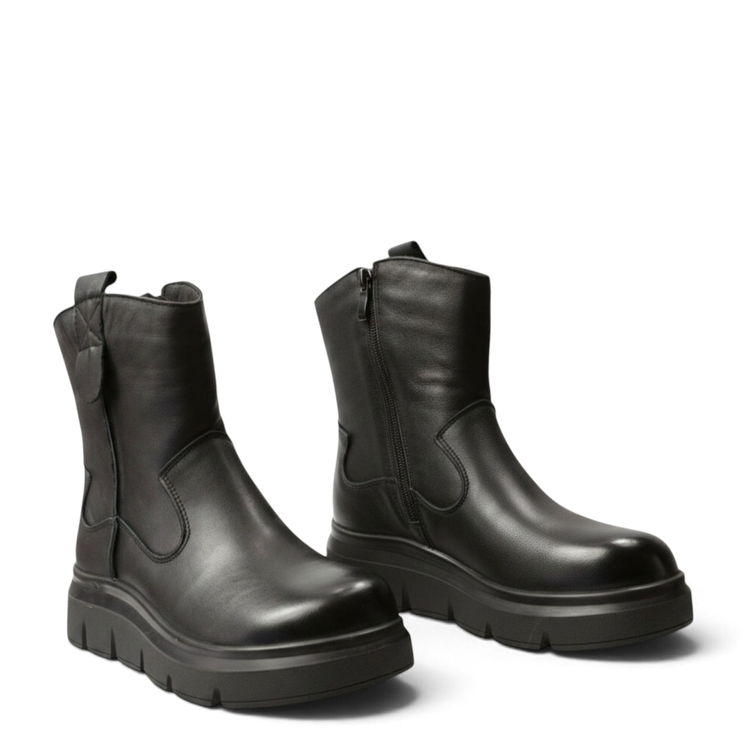 ada-shoes.ro black leather casual ankle boots with a chunky platform sole and side zipper closure