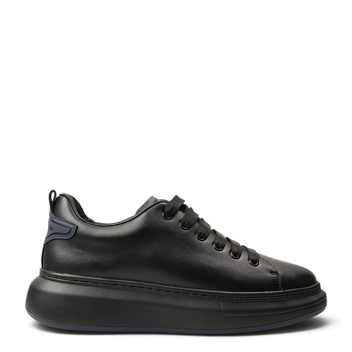 ada-shoes.ro black leather sneakers with a thick, flexible 4cm platform sole and lace-up closure for casual wear.
