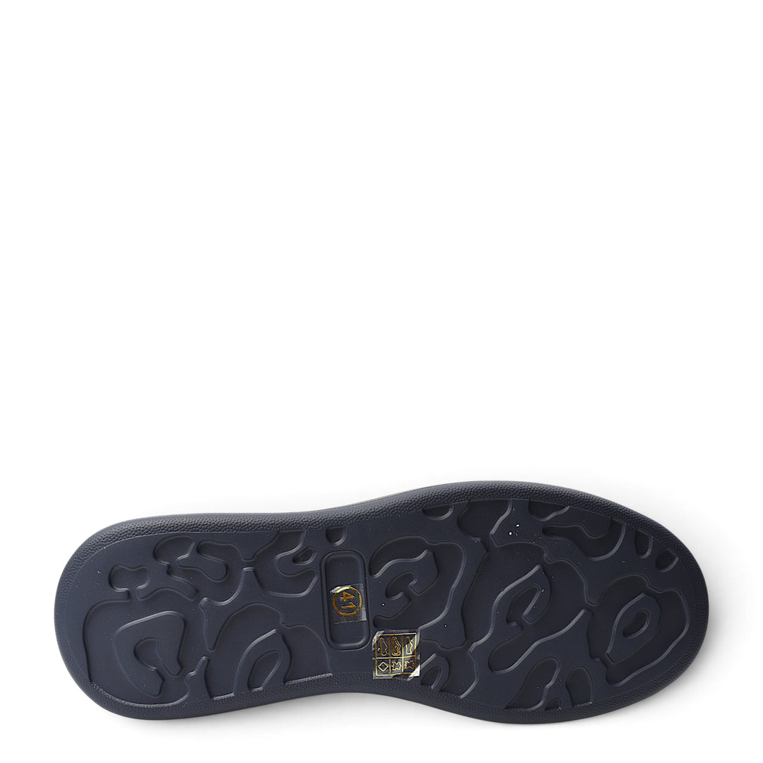 ada-shoes.ro black leather sneaker sole with a flexible, textured pattern and size 41 label