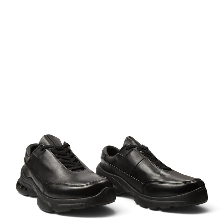 ada-shoes.ro black leather sneakers with a thick 5cm flexible sole and lace-up closure for men