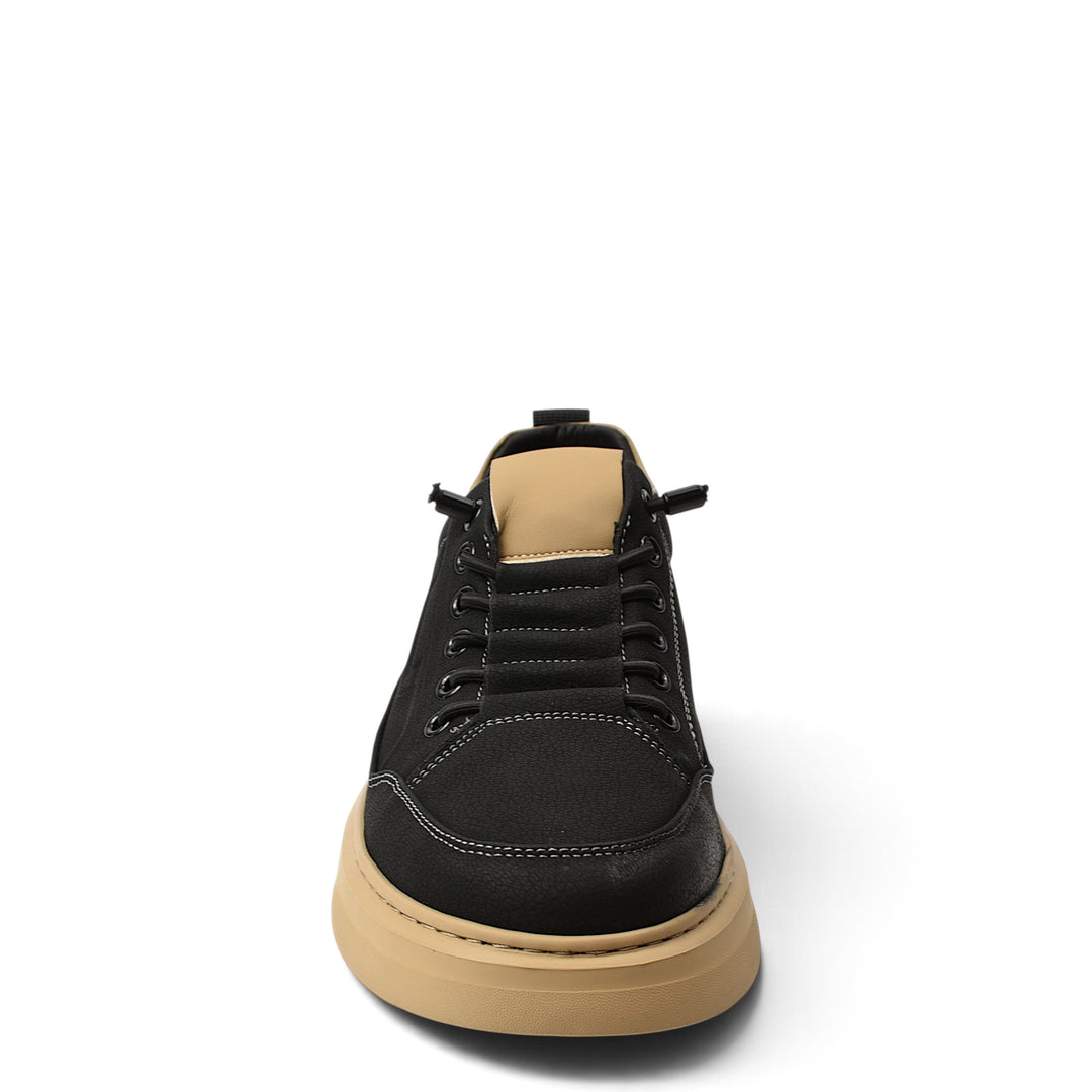 ada-shoes.ro black leather sneakers with a beige sole and lace-up closure, featuring a durable stitched design.