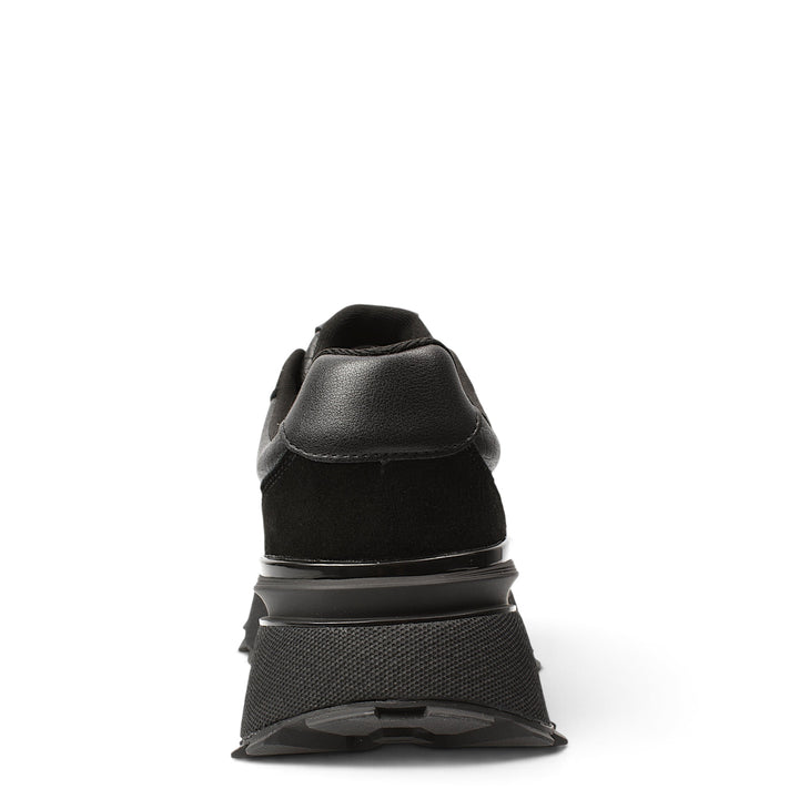 ada-shoes.ro FEELING 68102 black sneakers featuring a mix of suede and leather with a thick, flexible platform sole.