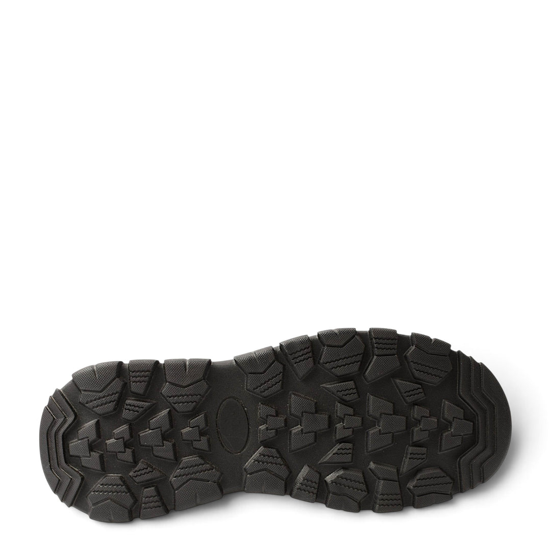 Black rubber lug sole of Mels Pantofi Casual 3581-M shoes from ada-shoes.ro showing deep tread pattern